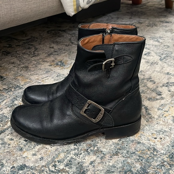 Black Frye ankle boots - Picture 3 of 4